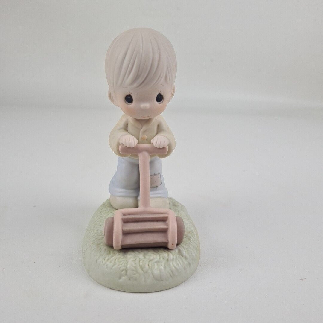 Precious Moments Collectors Club PM892 1989 Members Mow Power To Ya! Figurine