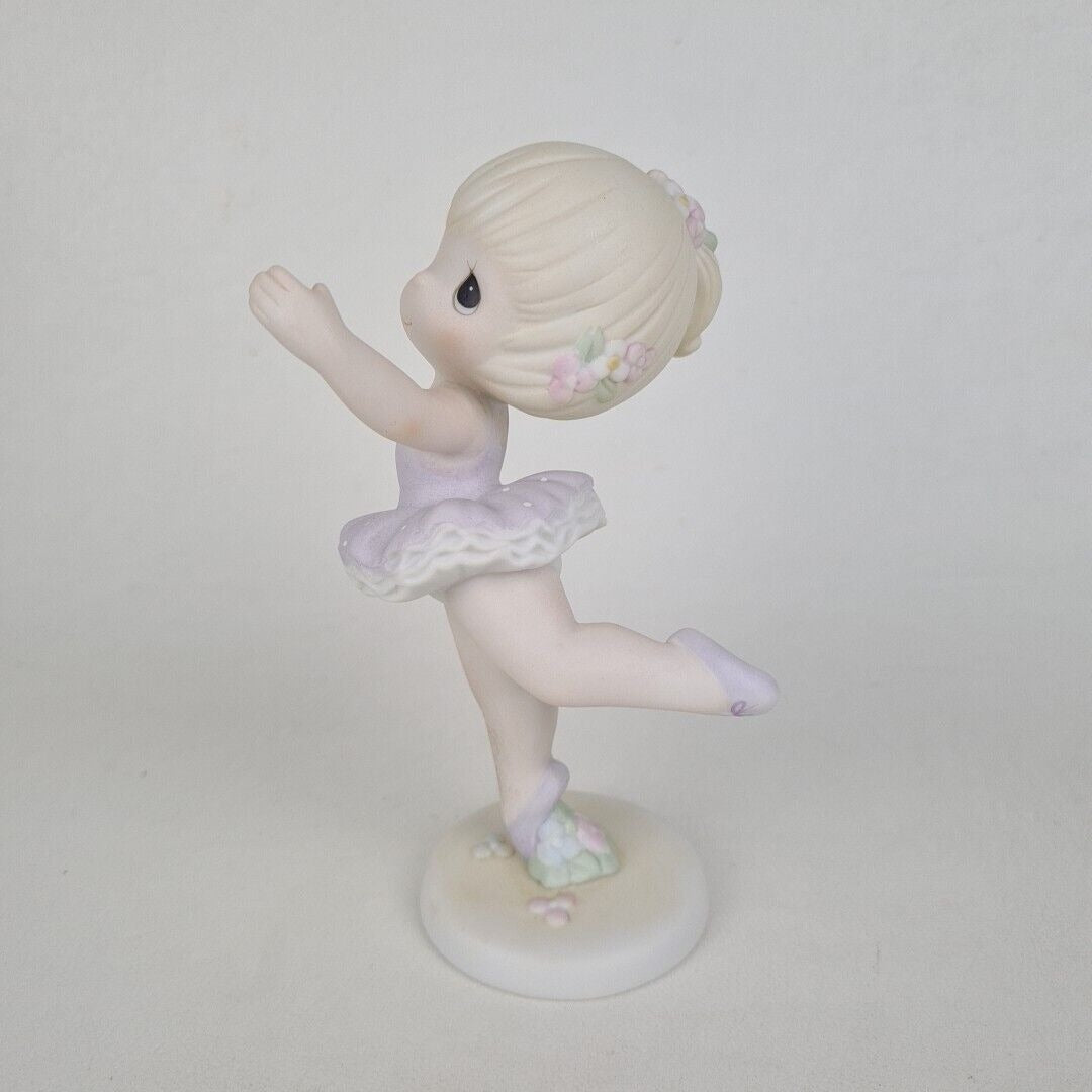 Enesco Precious Moments 520578 "You Deserve An Ovation" Figurine Vintage