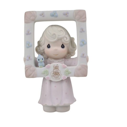 Precious Moments C0016 "Youre As Pretty As A Picture" Members Figurines Vintage