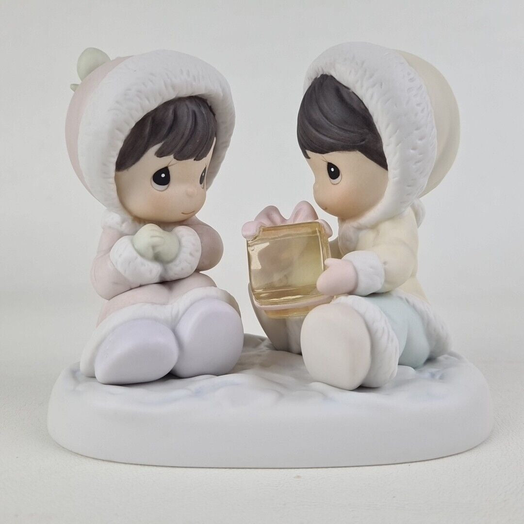 Precious Moments 530956 I ONLY HAVE ICE FOR YOU Christmas Vintage Figurine