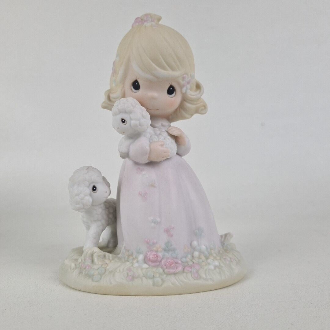 Precious Moments PM 851 The Lord Is My Shepherd Collector's Club Figurine 84'