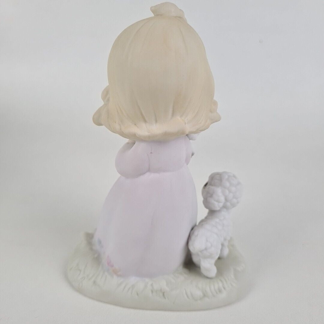 Precious Moments PM 851 The Lord Is My Shepherd Collector's Club Figurine 84'