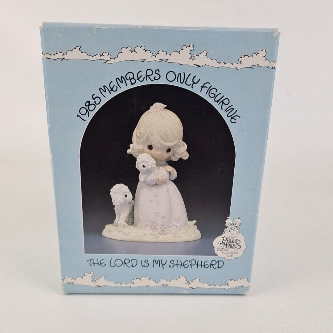 Precious Moments PM 851 The Lord Is My Shepherd Collector's Club Figurine 84'