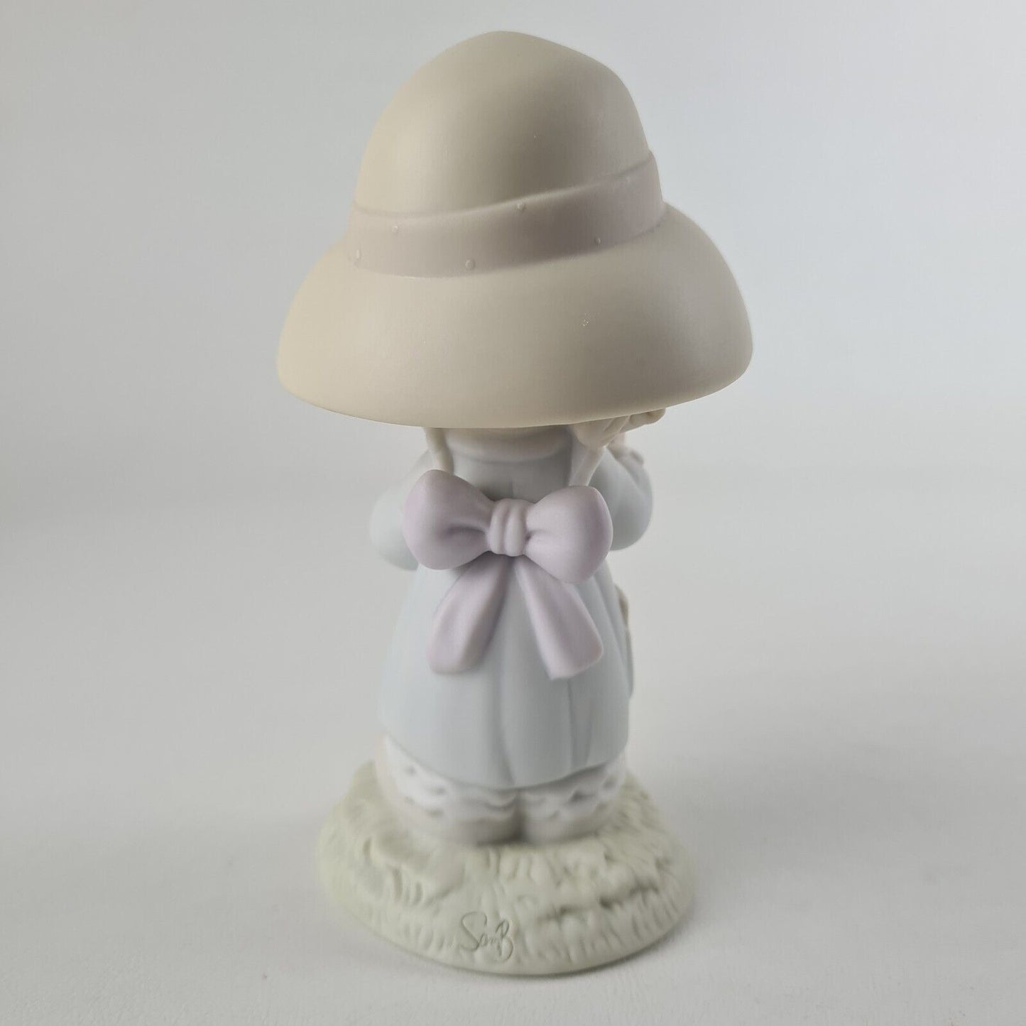 Precious Moments Enesco 106836 "Happy Birthday Poppy" 1987 Porcelain Figurine