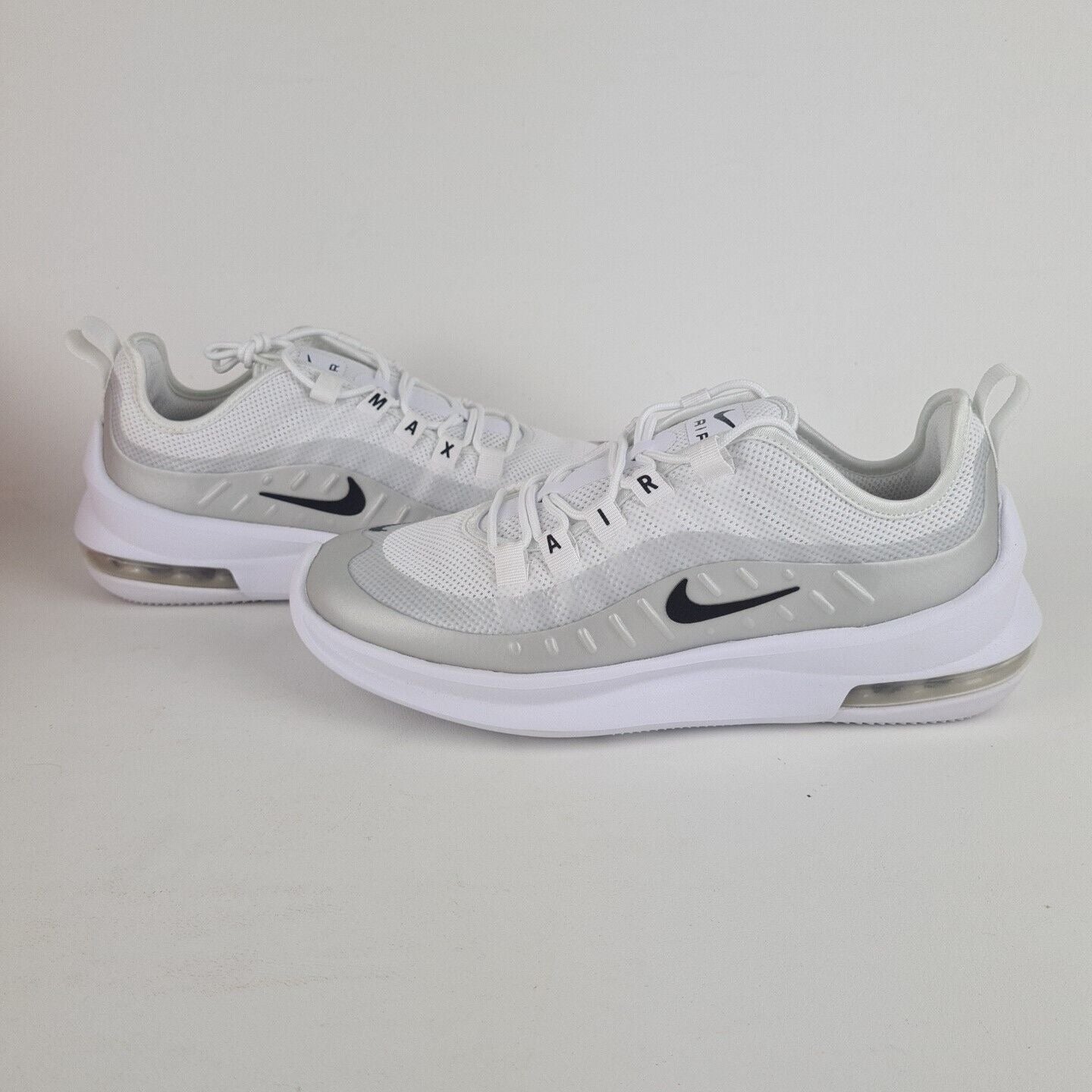 Nike Air Max Axis Running Shoes White AA2168 105 Sneakers Women Sports Size 6.5