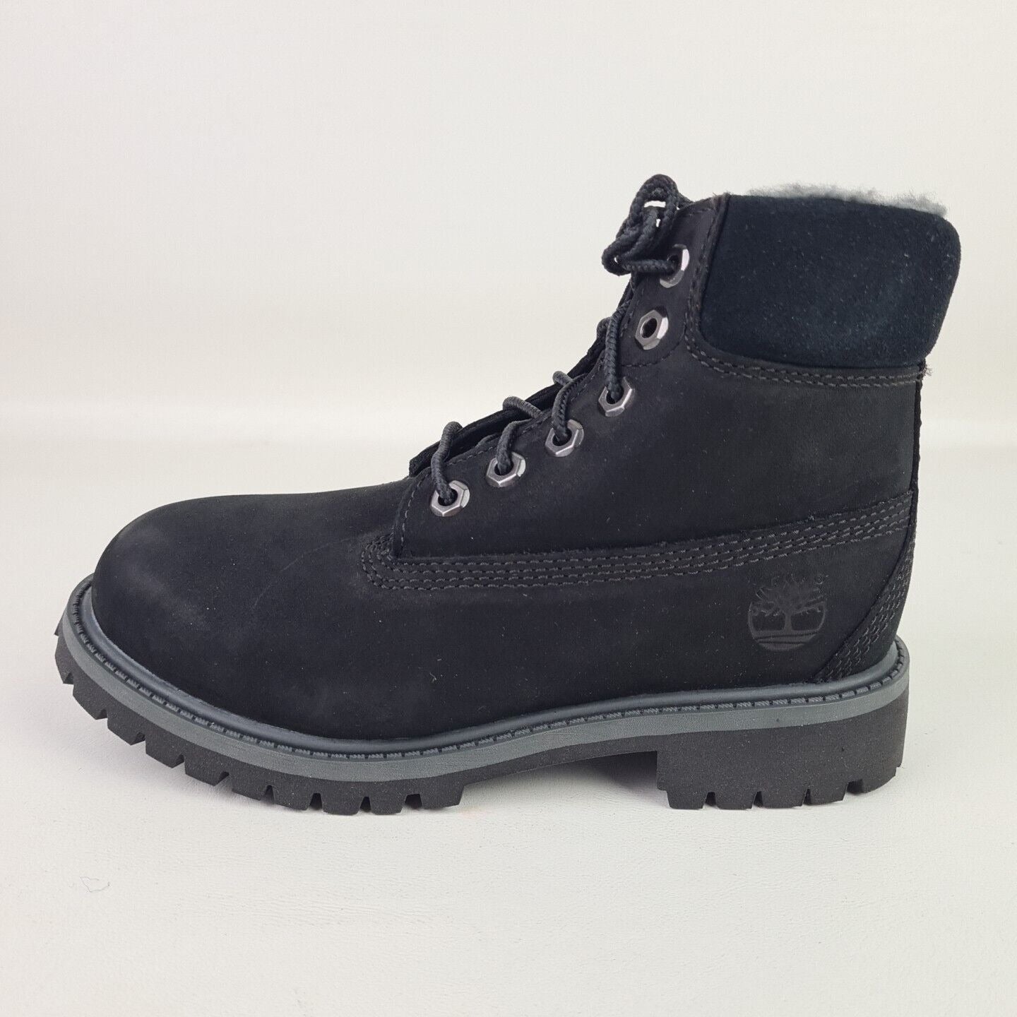 Timberland 6 In Classic TB0A118 Boot Nubuck Black LITTLE KIDS Waterproof SZ 2.5