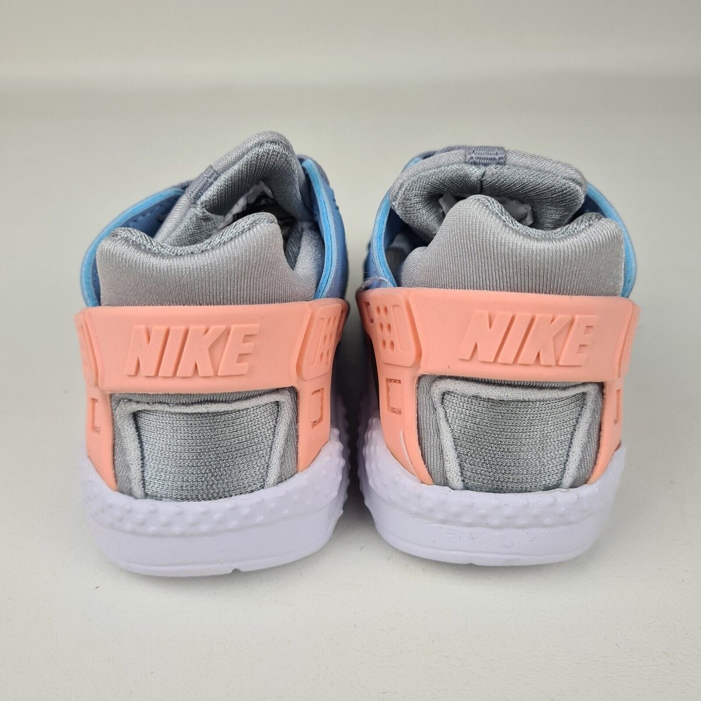 Nike Huarache Run Toddler Wolf Grey Bleached Coral Sneakers 704952 015 Size 6 C