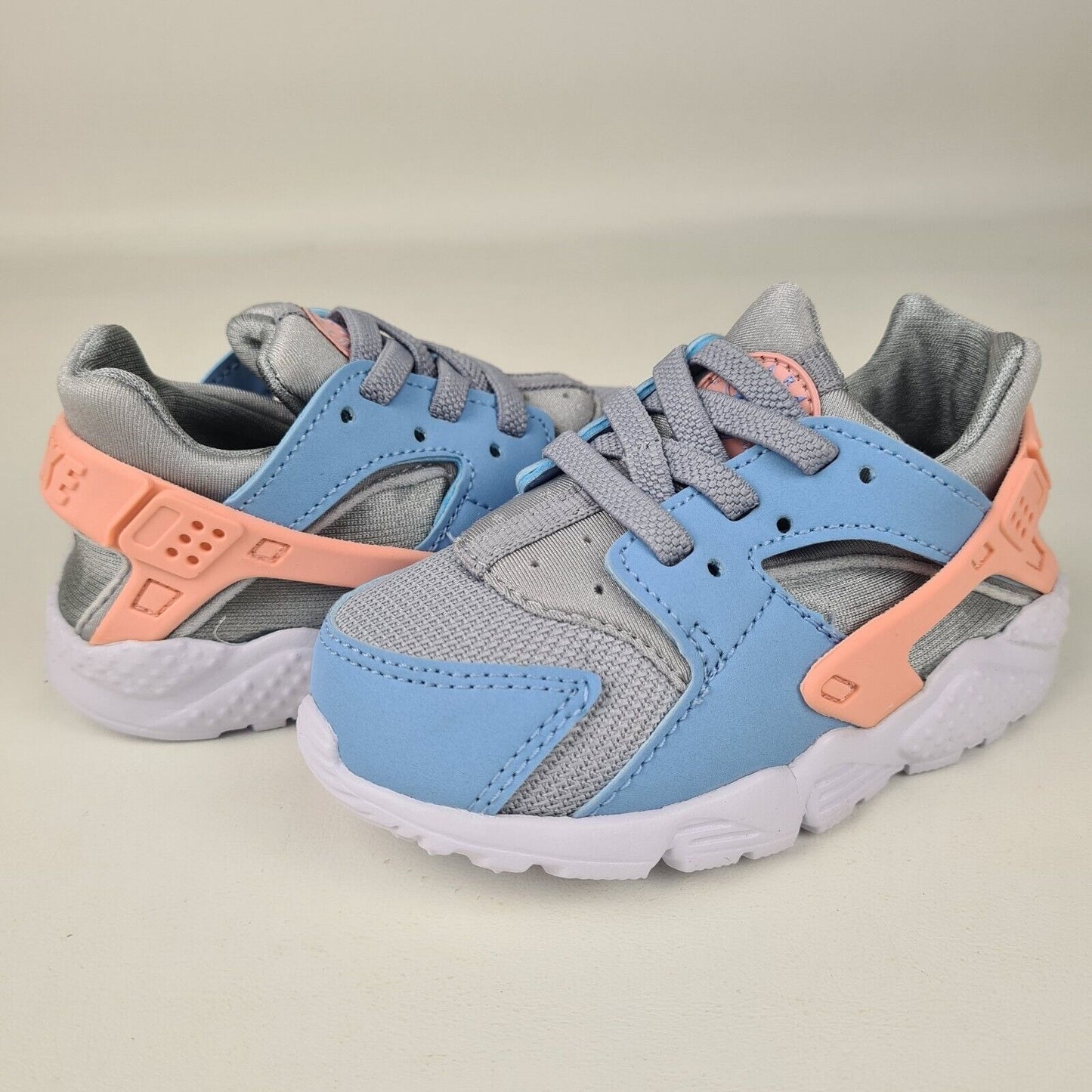 Nike Huarache Run Toddler Wolf Grey Bleached Coral Sneakers 704952 015 Size 6 C