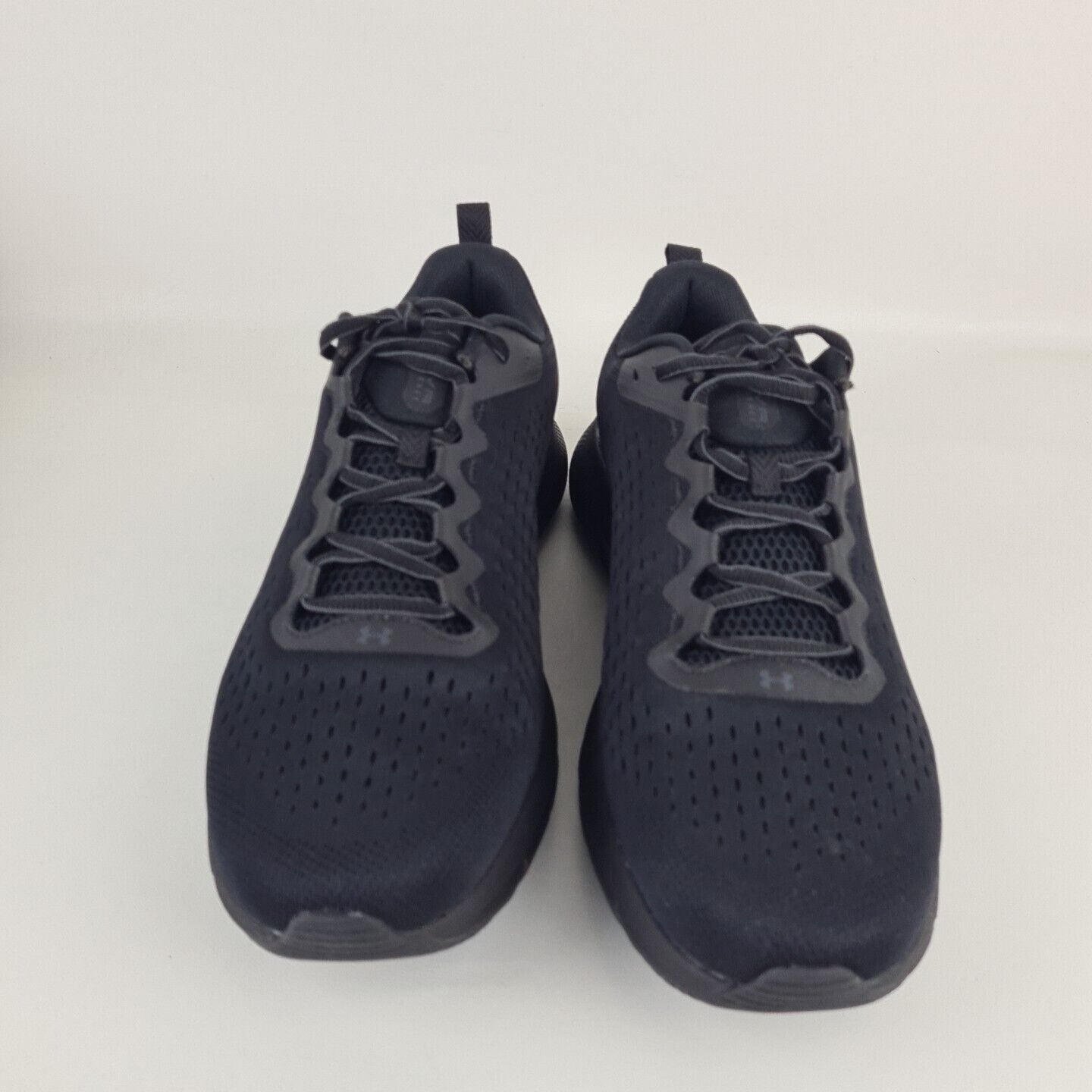 Under Armour Men HOVR Turbulence Black Running Shoes Sneakers 3025419-002 SZ 13