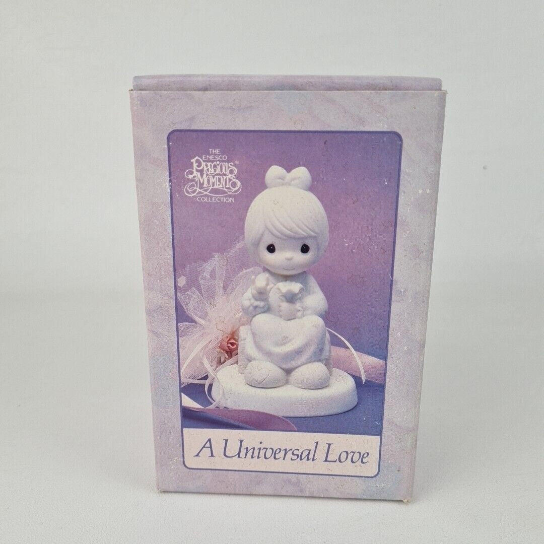 Precious Moments 527173 A Universal Love Collection Porcelaine Figurine Vntg