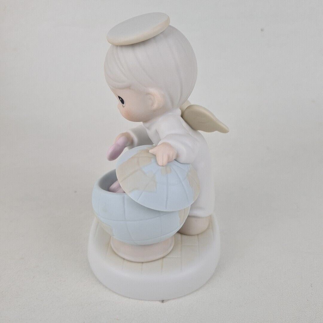 Precious Moments 531065 What The World Needs Is Love Porcelain Figurine Vntg