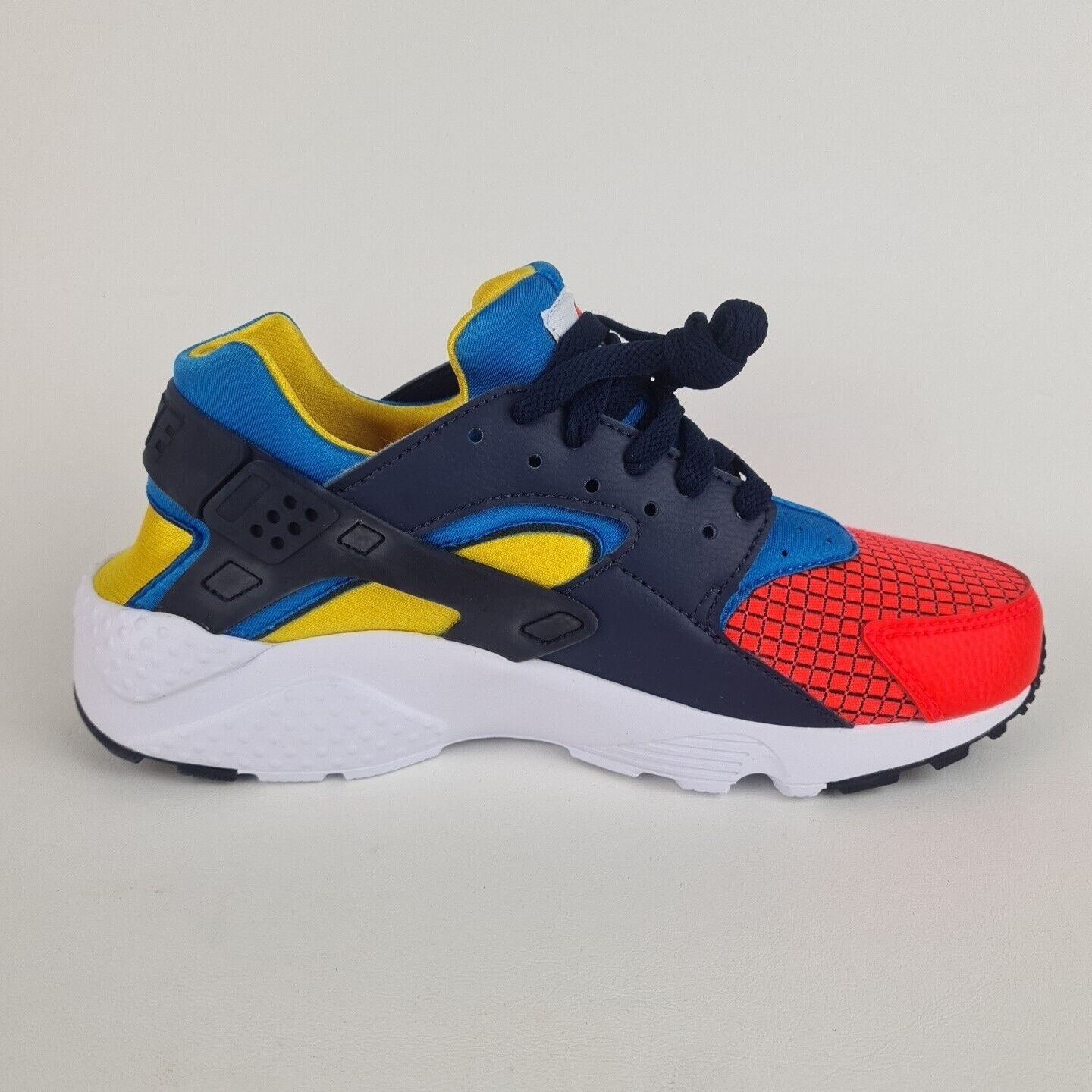 Nike Huarache Run Now GS BQ7096 600 Red Blue Sneakers Sport Size 7 Y = 8.5 Women