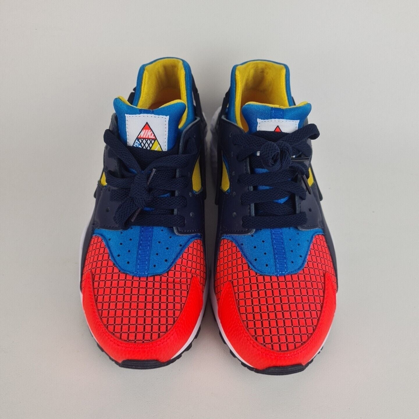 Nike Huarache Run Now GS BQ7096 600 Red Blue Sneakers Sport Size 7 Y = 8.5 Women