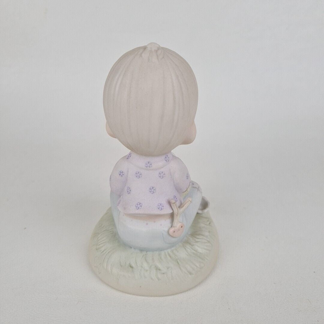 Enesco Precious Moments E7156R "I Believe In Miracles" Figurine Vintage