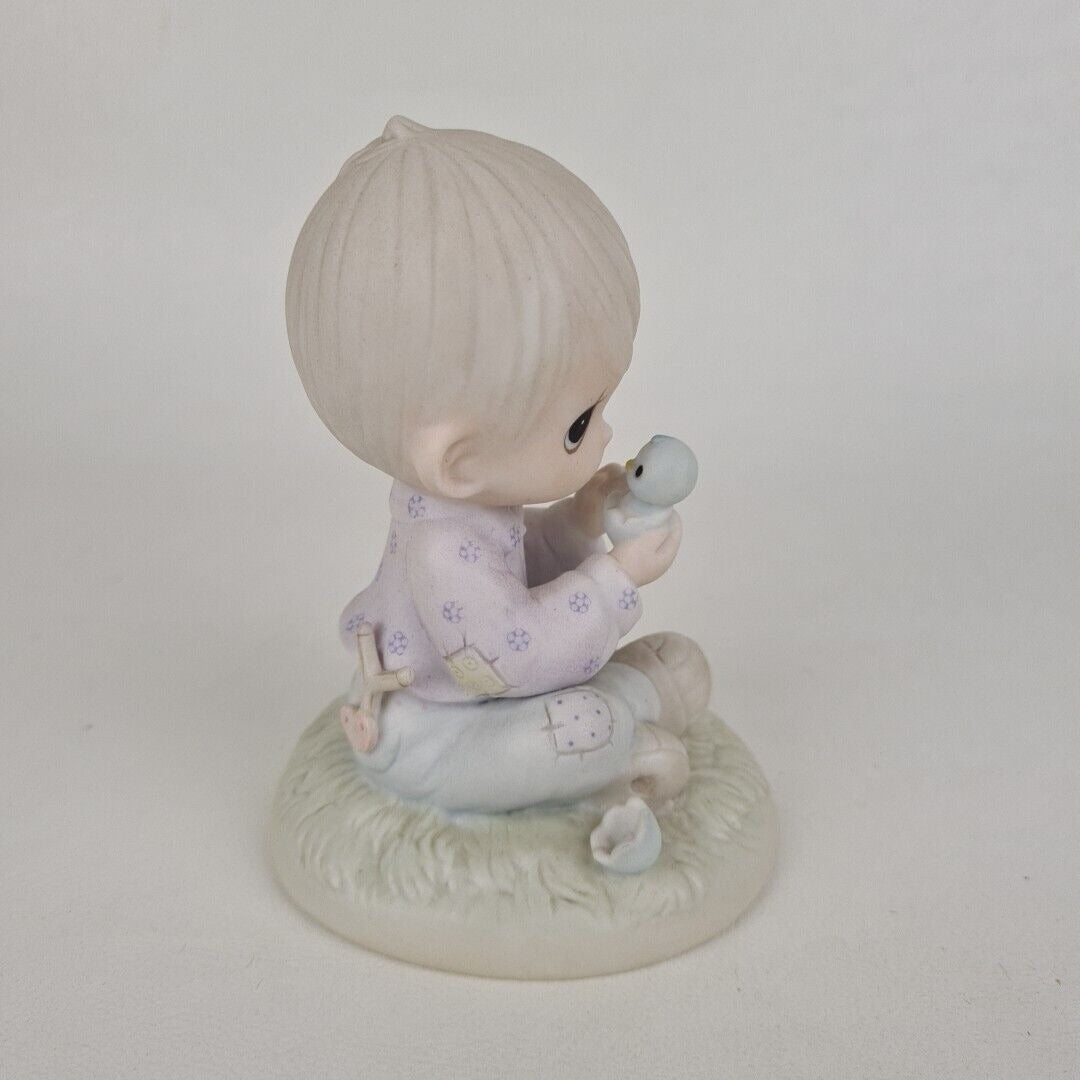 Enesco Precious Moments E7156R "I Believe In Miracles" Figurine Vintage