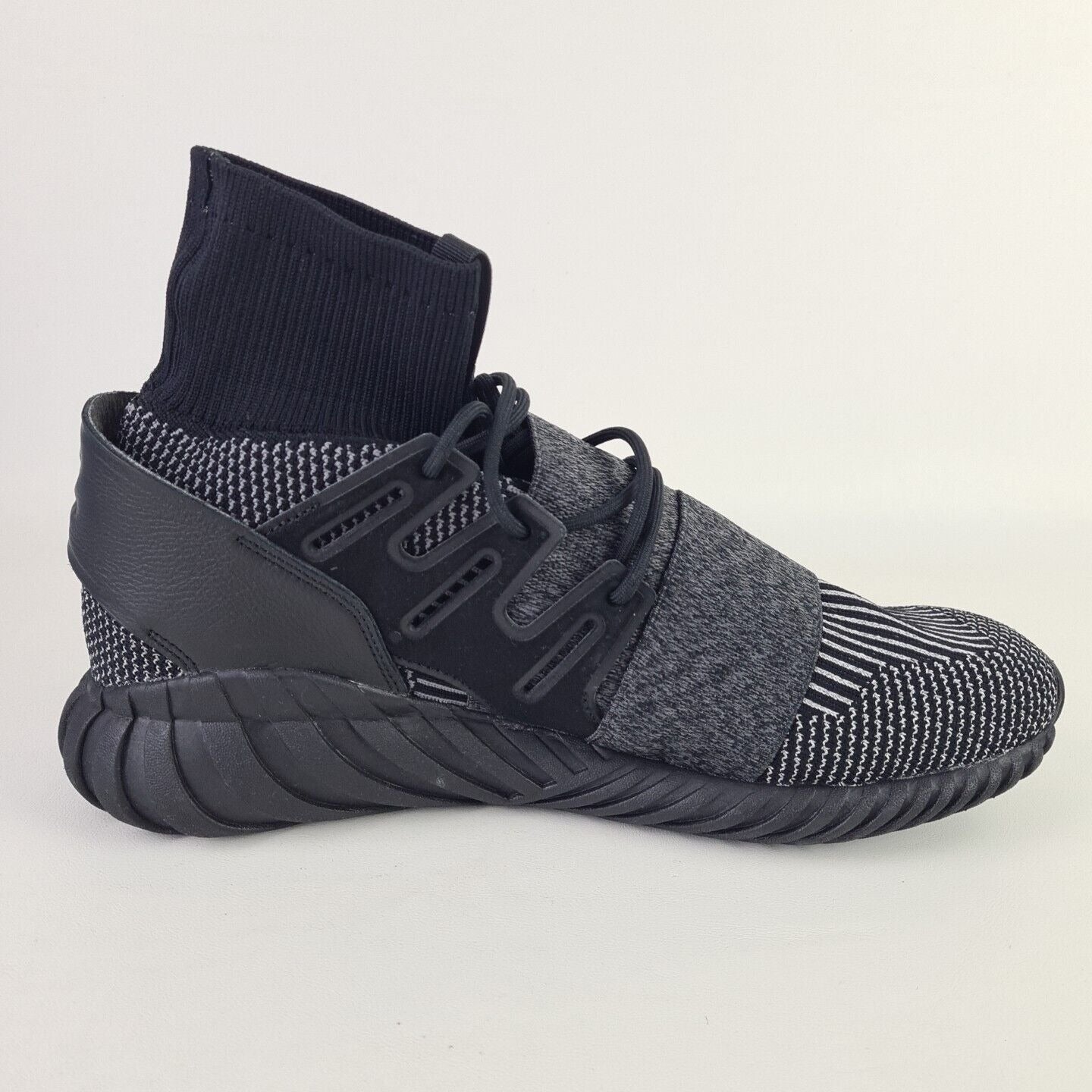 adidas Tubular Doom PK Black BY3131  Basketball Mesh Men Shoes Rare Size 9.5