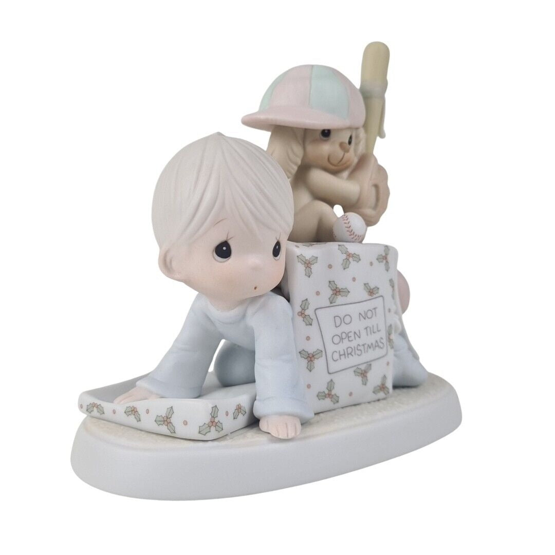 Precious Moments 522120 WISHING YOU A VERY SUCCESSFUL SEASON Porcelain Figure