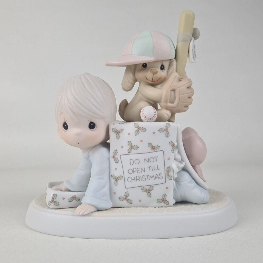 Precious Moments 522120 WISHING YOU A VERY SUCCESSFUL SEASON Porcelain Figure