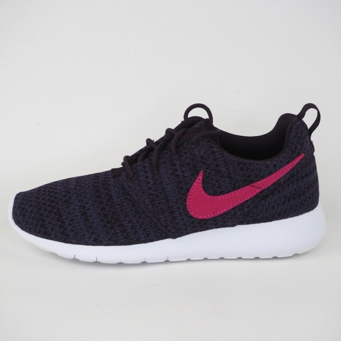 Nike Roshe One 599729 616 Running Wine Athletic Shoes Size Boys 6.5Y = 8 Women's