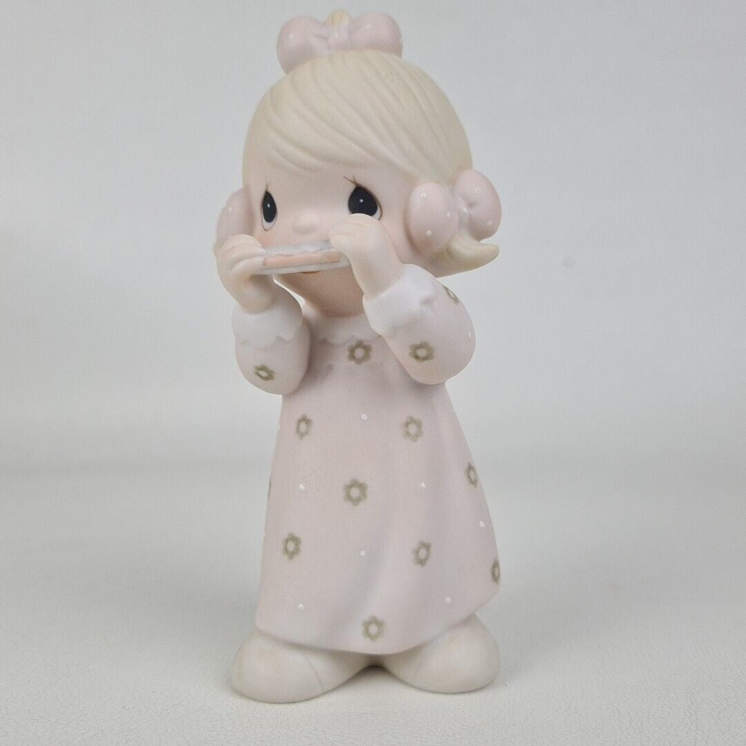 Precious Moments 12386 Girl Lord, Give Me A Song Porcelain Figurine Vintage