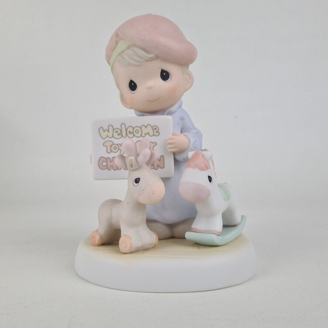 Precious Moments 475092 The Toy Maker A Chapel Exclusive Porcelain Figurine