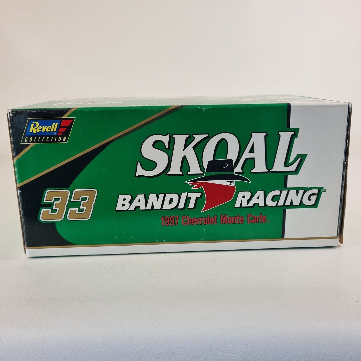 Revell Collection Ken Schrader #33 Skoal Bandit 1997 Chevrolet 1:24 Diecast