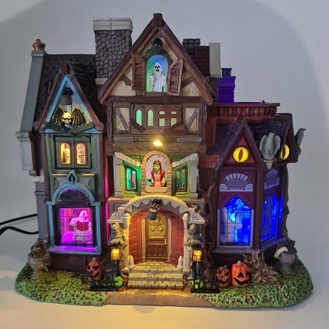 Lemax Spooky Town MADNESS MANOR 45205 Halloween Village LED Lights w/ Sound