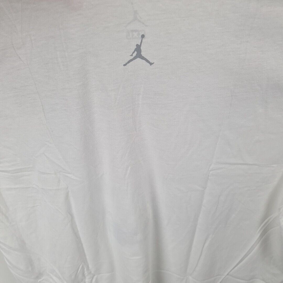 Nike Air Jordan 801558 100 Jumpman 23 Hands Retro Men T- Shirt White Size 2XL