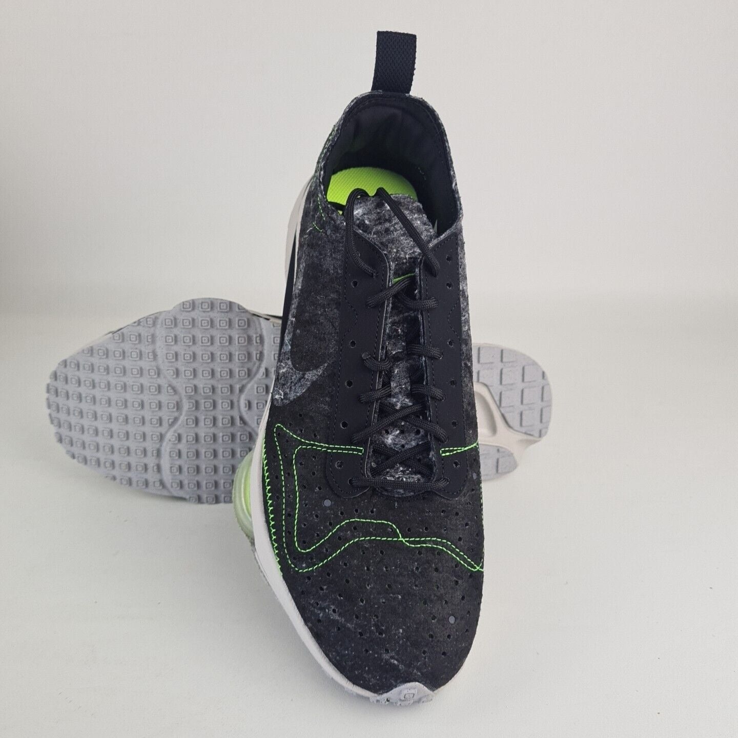 Nike Mens Air Zoom Type Black Green Running Men Shoes CW7157 001 Size 11.5