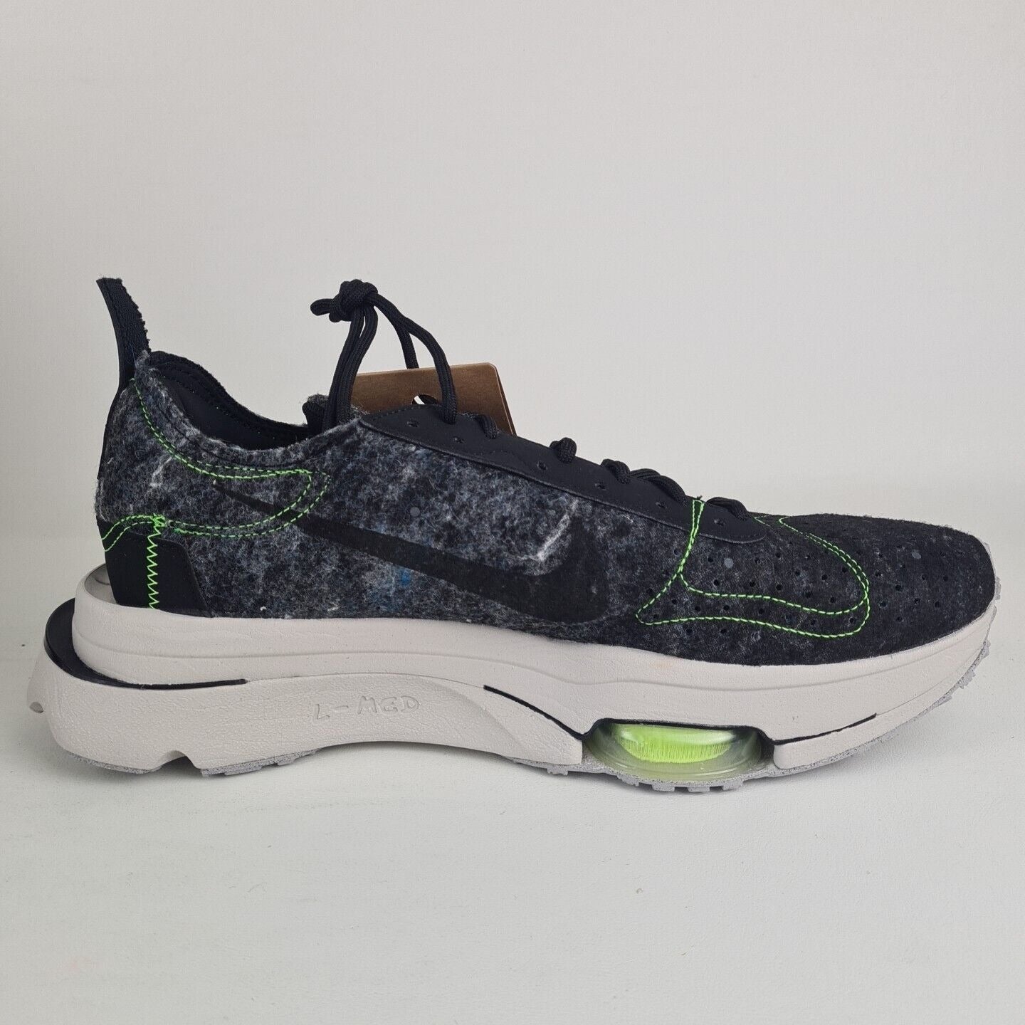 Nike Mens Air Zoom Type Black Green Running Men Shoes CW7157 001 Size 11.5