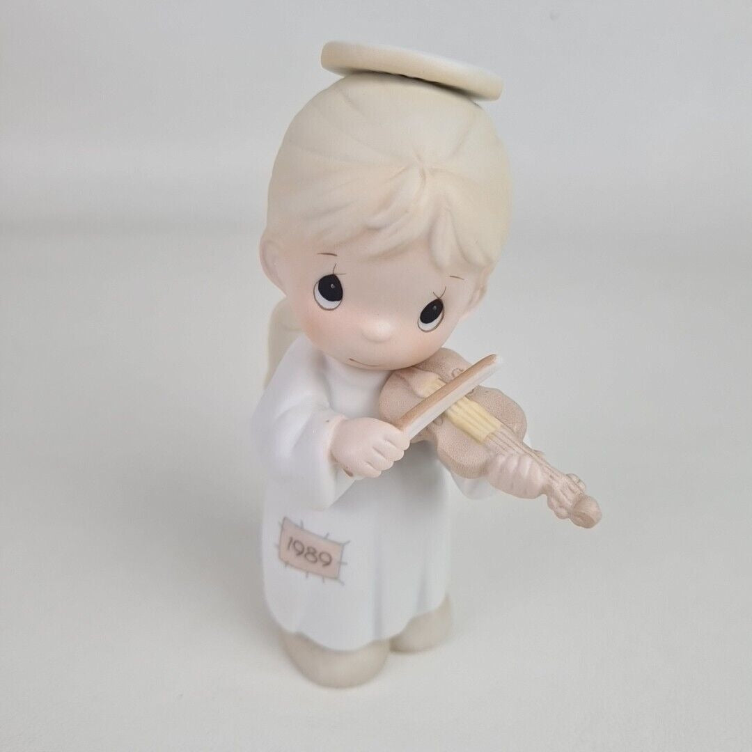 Precious Moments 522546 Oh Holy Night Special 1989 Issue Porcelain Figurine