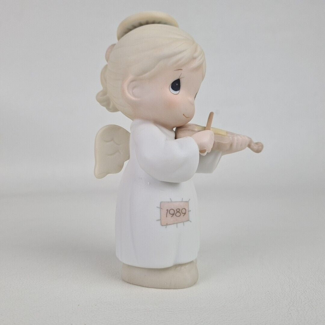 Precious Moments 522546 Oh Holy Night Special 1989 Issue Porcelain Figurine