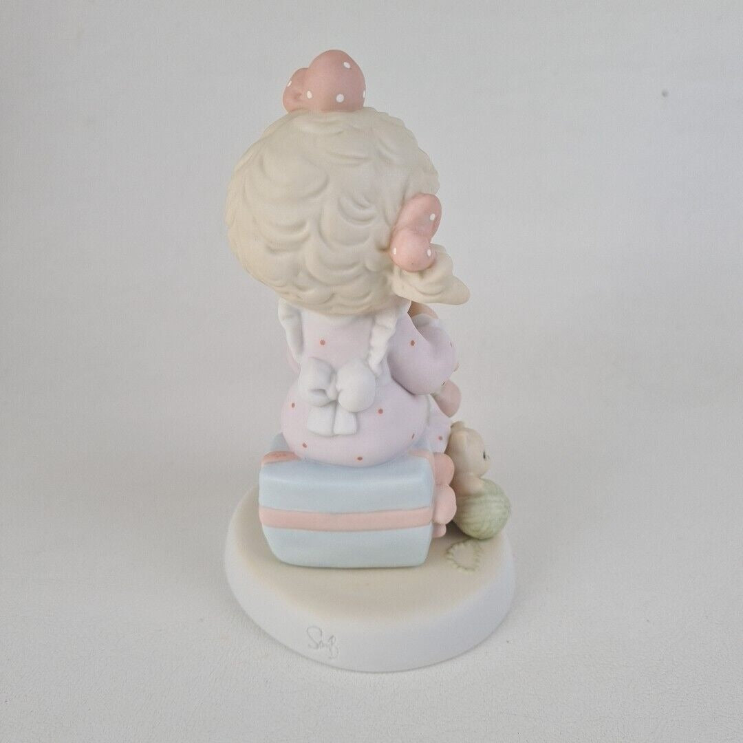 Precious Moments 272957 My Love Will Keep You Warm Porcelain Figurine Vintage