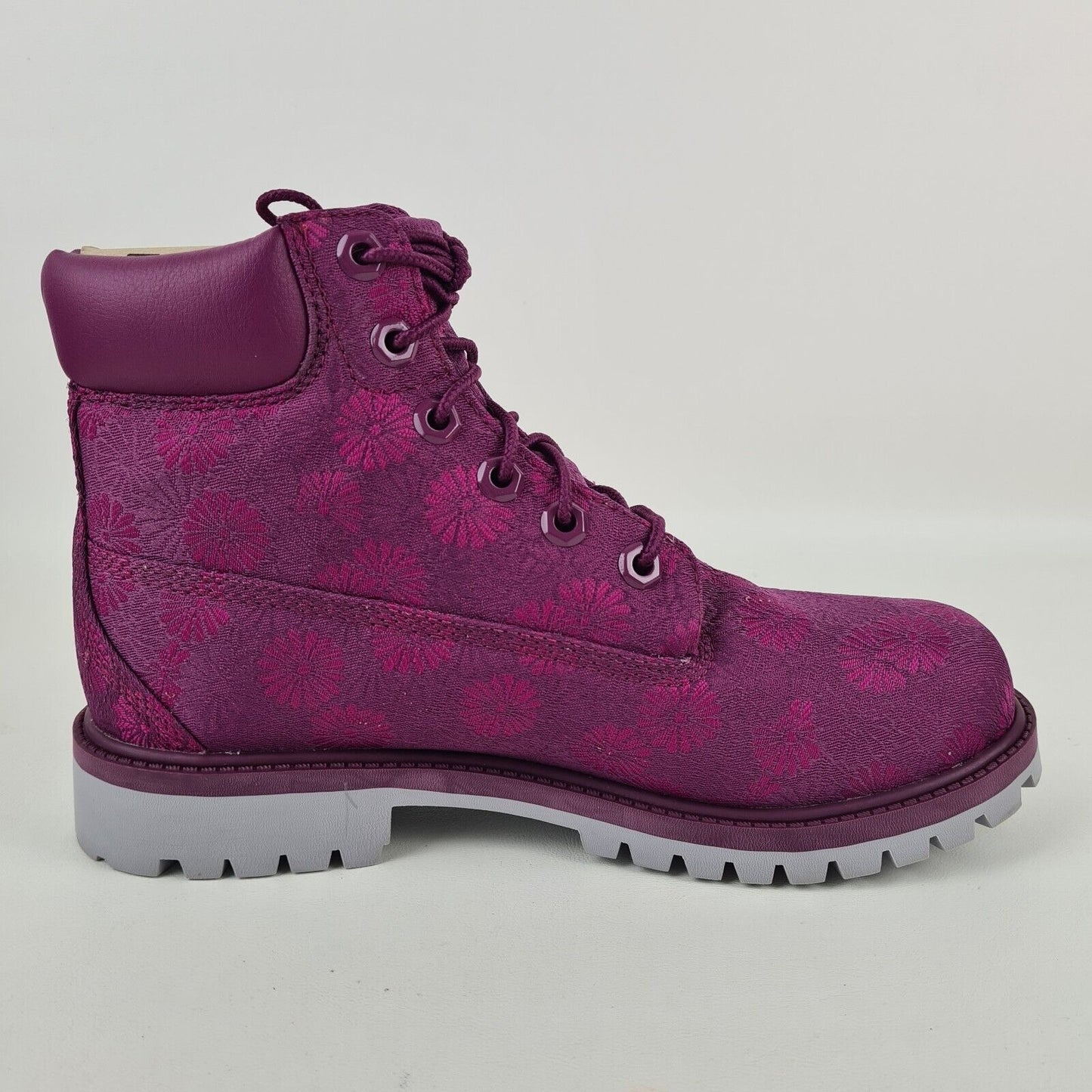 Timberland 6 IN Classic Boots TB0A174B Magenta Floral Size 6 Girls = 7.5 Wmn