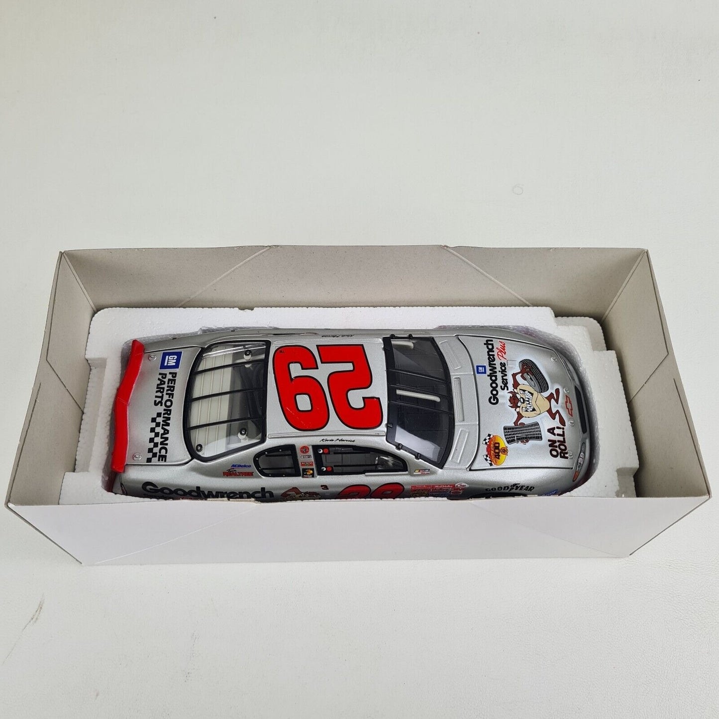 Kevin Harvick #29 GM Goodwrench Service Plus Looney Tunes 2001 Monte Carlo Car