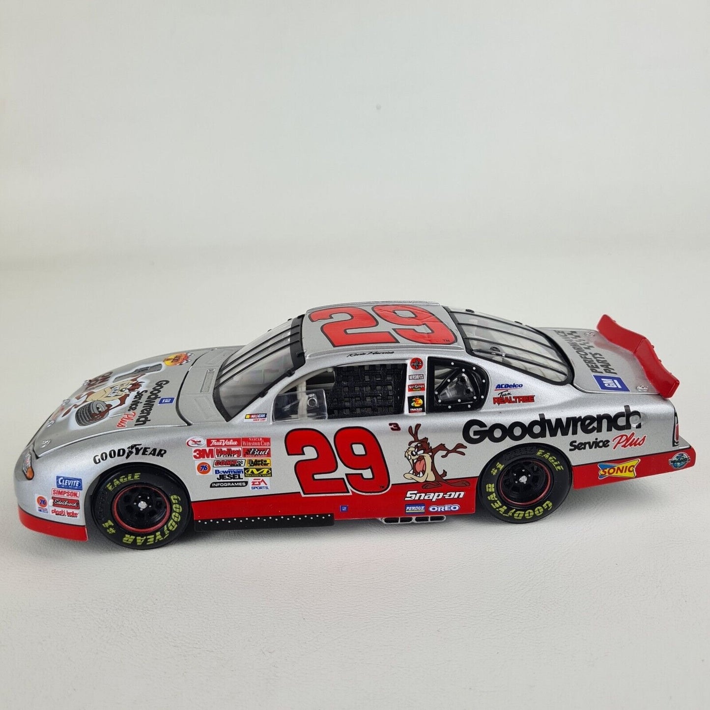 Kevin Harvick #29 GM Goodwrench Service Plus Looney Tunes 2001 Monte Carlo Car