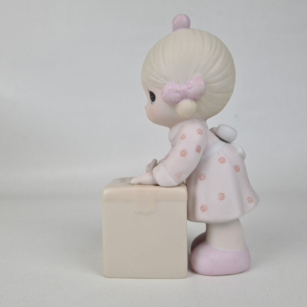 Precious Moments E-0007 Girl Figurine Sharing is Universal Porcelain Figure